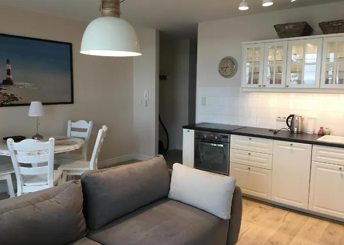 Amalia Z Widokiem Na Morze Rewal